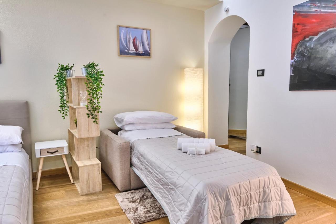 Centro-Lecco Romantico Appartamento Sul Lago Extérieur photo